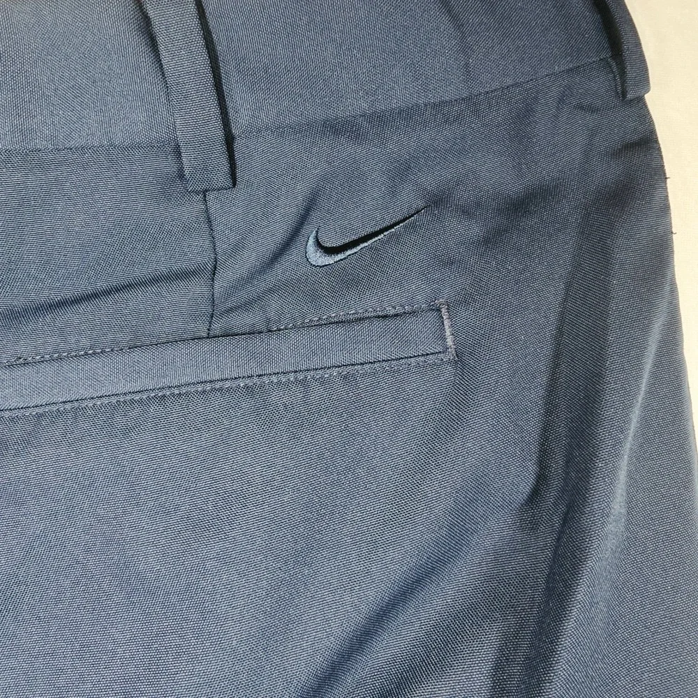 Nike Golf Tour Performance Pleated Pants Navy Blue Mens 42x32 Tech Trousers